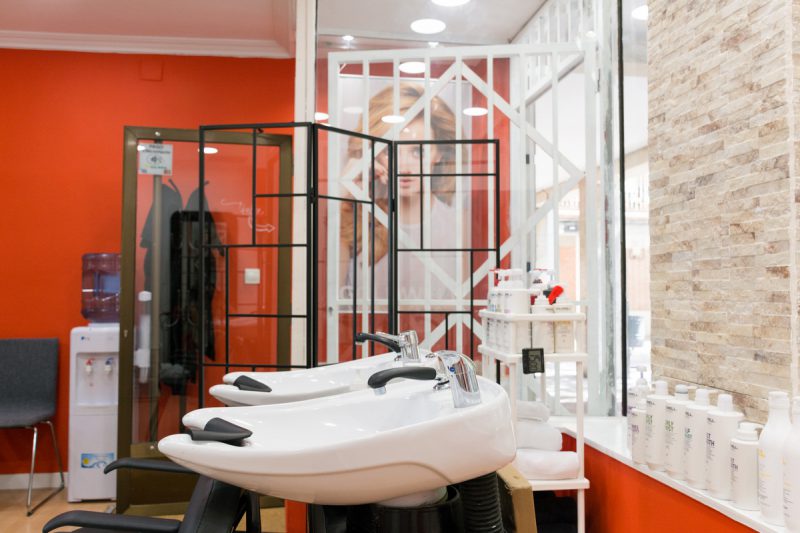 fotografia-interiorismo-valladolid-peluqueria-red-mirror-03-nerea-amo-fotografia